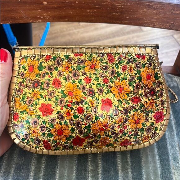 Antik Kraft Floral Gold Women's Bag - Picture 5 of 7